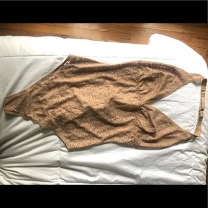 Yummie nude lace bodysuit in nude NWOT. M